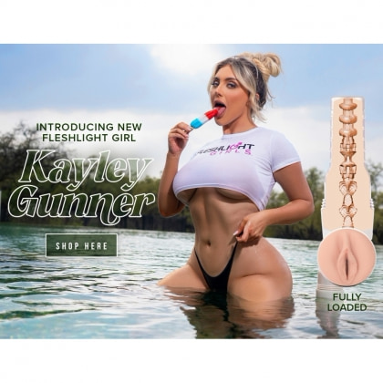 Fleshlight Kayley Loaded – Textură Intensă Superskin 5